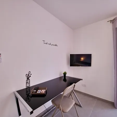 Urban #150m2 #6 Ch #arcade #calme #spacieux Bed & Breakfast Venissieux