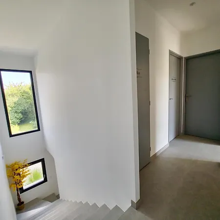 Urban #150m2 #6 Ch #arcade #calme #spacieux Bed & Breakfast Venissieux