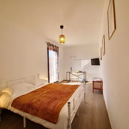 Urban #150m2 #6ch #climatisation #parking Bed & Breakfast Vénissieux