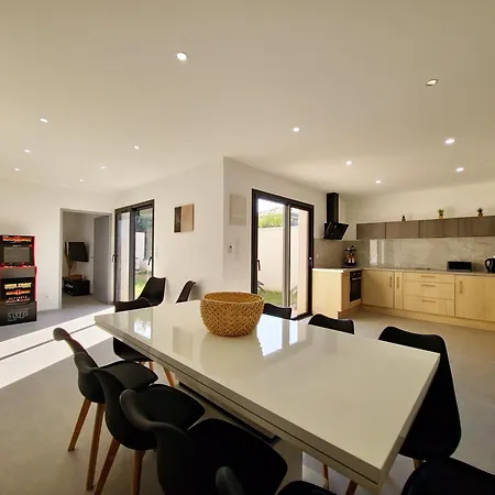 Urban #150m2 #6 Ch #arcade #calme #spacieux Venissieux